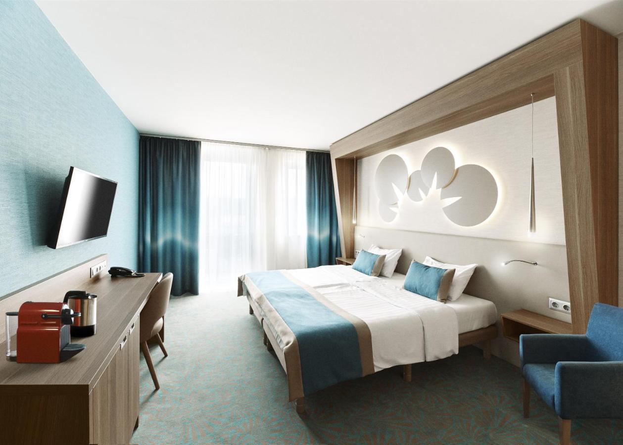 Hotel Europa Fit Heviz Exterior photo